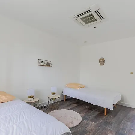 Le Vexin Apartment *